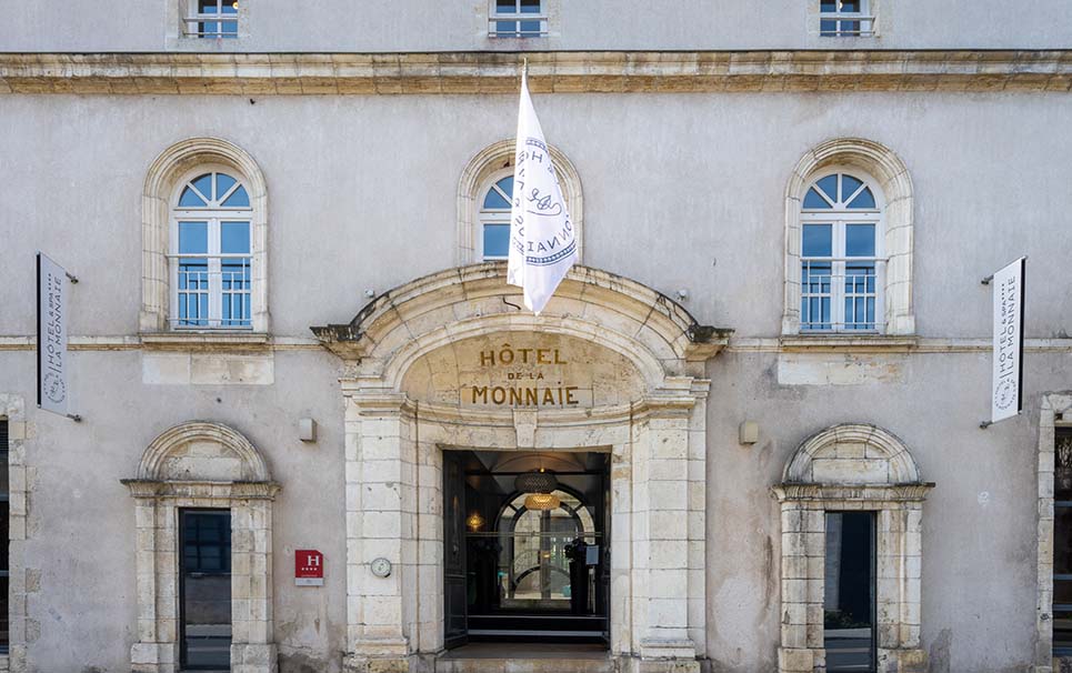 La Rochelle : Dormir au rythme des vagues – Mes hôtels coups de cœur face au port
